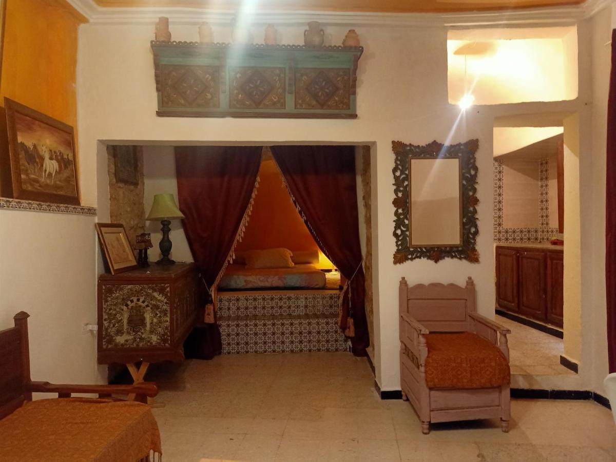 Dar kenza tunis Hotel Bagian luar foto